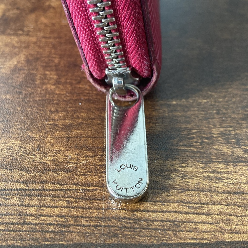 Louis Vuitton Grenade Epi Leather Zippy Wallet - Picture 8 of 16